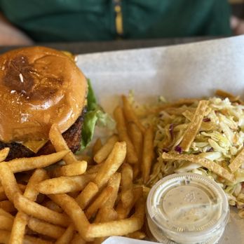 Seasalt Fish Grill - Fish sandwich - Seafood Near Me - Culver City, California