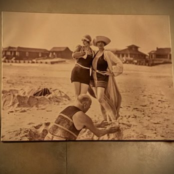 LB Social - Nostalgic beach photos - Wine Bars Near Me - Long Beach, New York