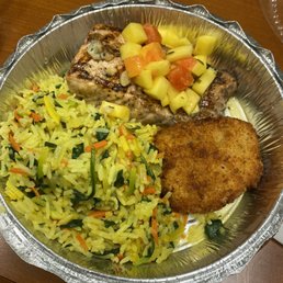 Salmon with papaya and mango Salmon with papaya and mango