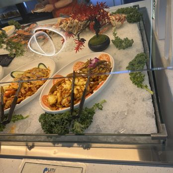 umi　1001 UMI HOTPOT SEAFOOD & SUSHI BUFFET - Updated October 2025