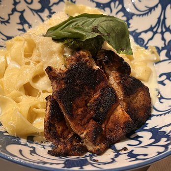 Humble Bistro - Gilbert - Fettuccine with blackened chicken - Pizza Near Me - Gilbert, Arizona Humble Bistro - Gilbert - Fettuccine with blackened chicken - Pizza Near Me - Gilbert, Arizona