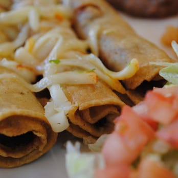 El Maná - El Mana Flautas - Mexican Near Me - Melrose Park, Illinois