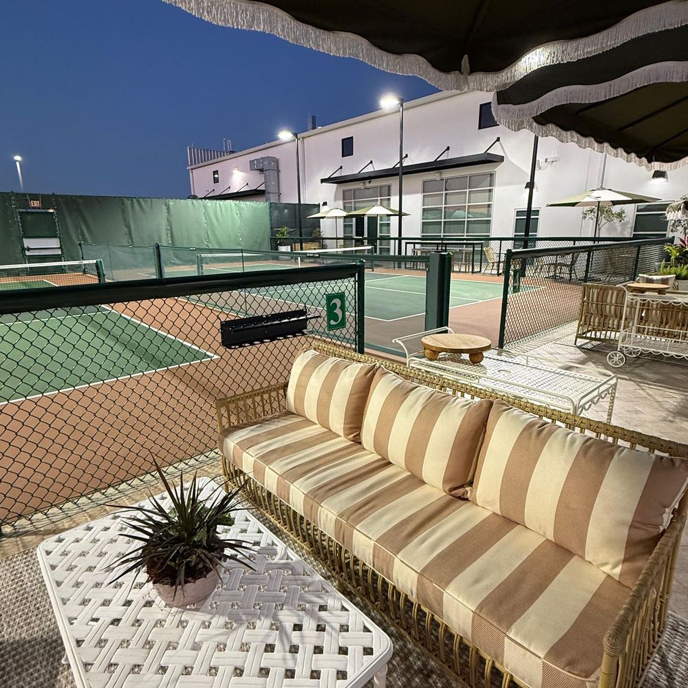 Hamlin House - Outside courts - Pickleball Near Me - Orlando, Florida Hamlin House - Outside courts - Pickleball Near Me - Orlando, Florida