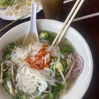 Pho Thai Son - UT Campus - Traditional pho with dark meat and Vietnamese iced coffee - Vietnamese Near Me - Austin, Texas Pho Thai Son - UT Campus - Traditional pho with dark meat and Vietnamese iced coffee - Vietnamese Near Me - Austin, Texas