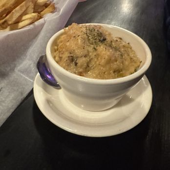 The Goose - Grits - Cocktail Bars Near Me - Dubuque, Iowa