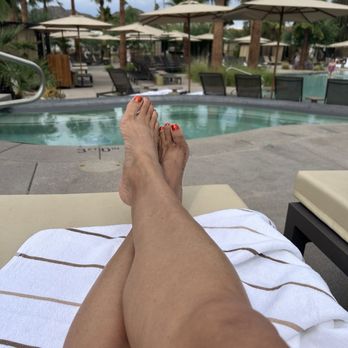 Kimpton Miralina - Lounging around the jacuzzi. - Hotels Near Me - Scottsdale, Arizona