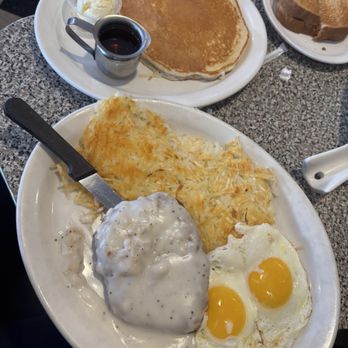 5 & Diner - Chicken Fried Steak with Eggs and a pancake. - Diners Near Me - Phoenix, Arizona