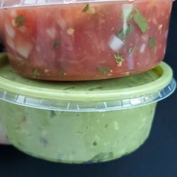 Taco Pacifico - 8oz salsa,  8oz guac