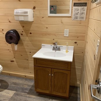White Caps Campground - Bathroom - Boating Near Me - Westmore, Vermont