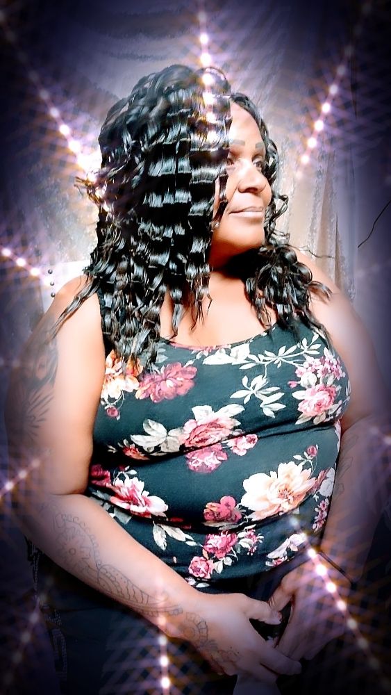 ELEGANT WIG CASTLE Updated October 2024 31 Photos 604 S Solano Dr