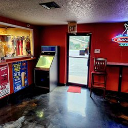 The Dirty Mullet - Sept 2022: Interior Pic 2 of 13