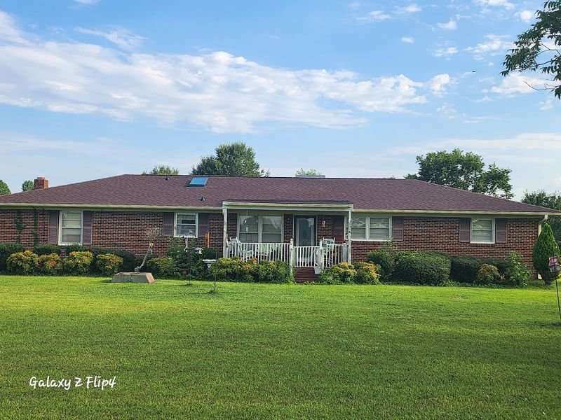 Slide of Evans Roofing