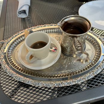 Madison Cafe and Grill - Lebanese Near Me - Edgewater, New Jersey