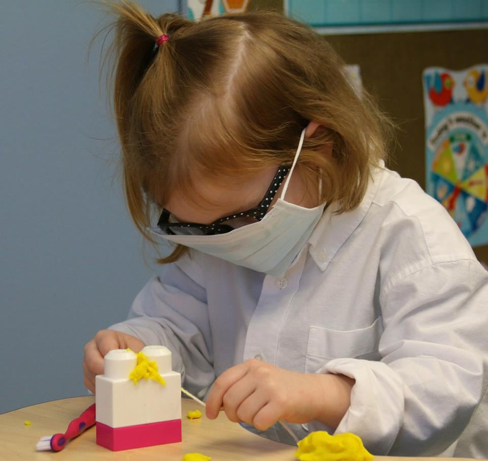 Sandbridge Chapel Day School Logo