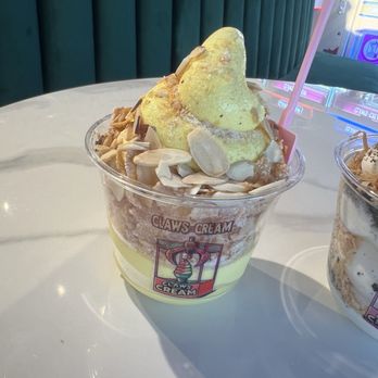 Claws and Cream - Durian with almond and Frosted Flakes - Coffee & Tea Near Me - Garden Grove, California Claws and Cream - Durian with almond and Frosted Flakes - Coffee & Tea Near Me - Garden Grove, California