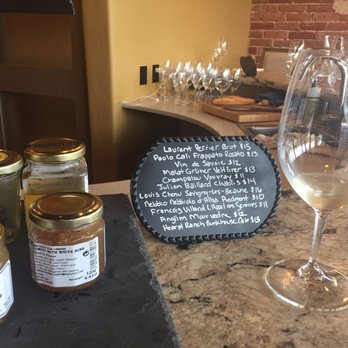 Somm's Kitchen - Tapas/Small Plates Near Me - Paso Robles, California Somm's Kitchen - Tapas/Small Plates Near Me - Paso Robles, California