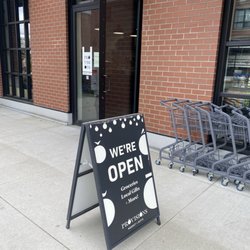 Provisions Market + Gifts