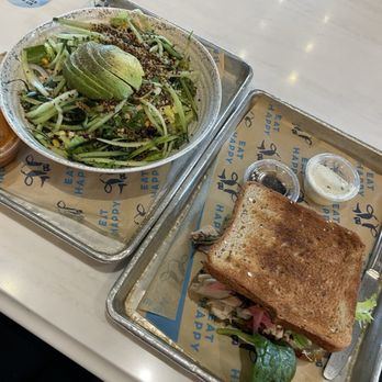 Mendocino Farms - The Farm Club Avocado & Quinoa Superfood Ensalada - Salad Near Me - Sherman Oaks, California Mendocino Farms - The Farm Club Avocado & Quinoa Superfood Ensalada - Salad Near Me - Sherman Oaks, California