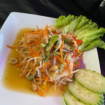 Mandalay Restaurant and Bar - Papaya Salad - Thai Near Me - Niagara Falls, New York Mandalay Restaurant and Bar - Papaya Salad - Thai Near Me - Niagara Falls, New York