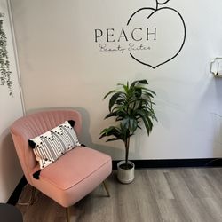 Sugared Peach Studio - Waiting area