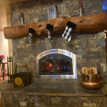Cabin Creek Landing Bed & Breakfast - Fireplace in the great room - Bed & Breakfast Near Me - Marion, Montana Cabin Creek Landing Bed & Breakfast - Fireplace in the great room - Bed & Breakfast Near Me - Marion, Montana
