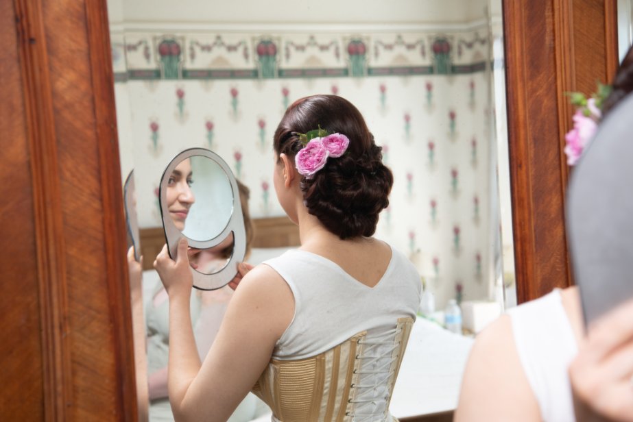 THE BEAUTY BAR Updated September 2024 15 Photos & 17 Reviews 448