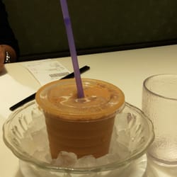 太興 - Milk tea in ice bucket