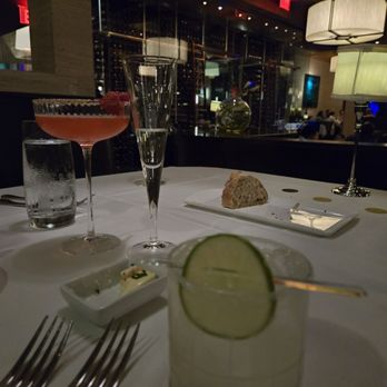 Eddie V's Prime Seafood - Margarita and 24karat drink - Seafood Near Me - Orlando, Florida Eddie V's Prime Seafood - Margarita and 24karat drink - Seafood Near Me - Orlando, Florida