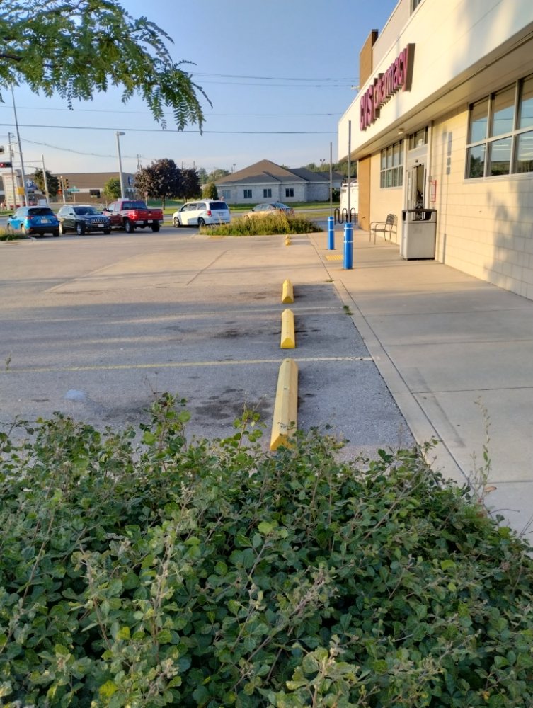 Slide of Trav's Handyman Service