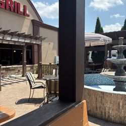 Fenton Coney Grill - Outside dining area