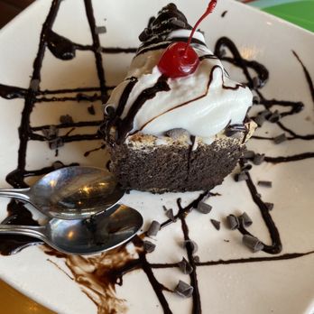 Islands Restaurant - Kona Pie - Burgers Near Me - Long Beach, California Islands Restaurant - Kona Pie - Burgers Near Me - Long Beach, California