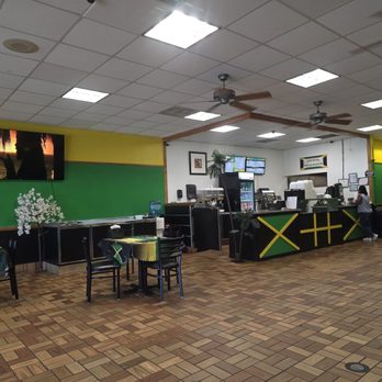 Yardy Kitchen - Bright and clean lobby - Caribbean Near Me - Norcross, Georgia