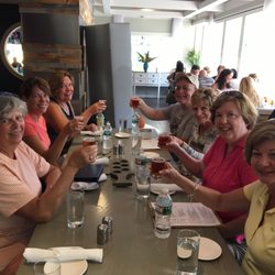 Cape May Food Tours - Fins restaurant. Beer tasting with calamari
