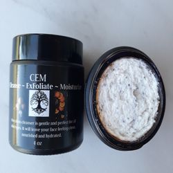 Crescent Oaks Skin Care - Cleanser ~ Exfoliant ~ Moisturizing 3 in 1 product