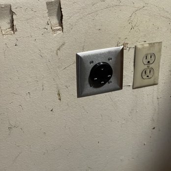 Professional Electrical Services - The completed 220 volt socket and line. - Electricians Near Me