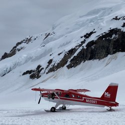 K2 Aviation - Glacier Landing