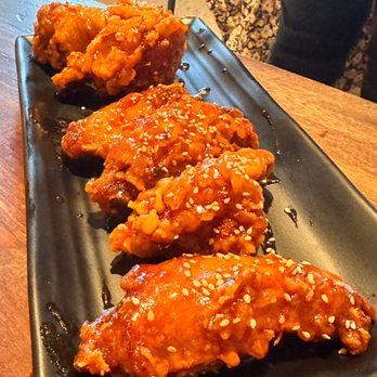 DOMU - Domu wings - non negotiable, you must get! - Ramen Near Me - Orlando, Florida DOMU - Domu wings - non negotiable, you must get! - Ramen Near Me - Orlando, Florida