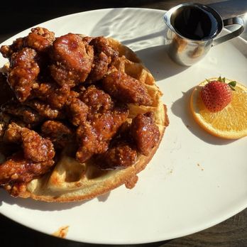 Fred & Stilla - Korean Fried Chicken & Waffles - New American Near Me - Washington, DC, District of Columbia
