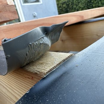 Precision Craft Construction - Poor framing of the deck, joists above the facia, making it very difficult to finish the deck - General Contractors Near Me Precision Craft Construction - Poor framing of the deck, joists above the facia, making it very difficult to finish the deck - General Contractors Near Me
