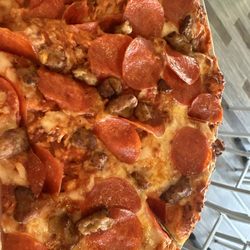 Round Table Pizza - Pepperoni and Sausage