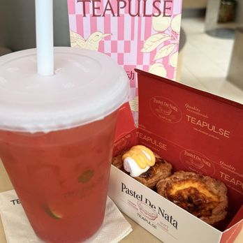 Tea Pulse - Strawberry Lemon Blast Jumbo Pastel de Nata (Egg Tart) Cloud Lemon Tart - Desserts Near Me - New York, New York Tea Pulse - Strawberry Lemon Blast Jumbo Pastel de Nata (Egg Tart) Cloud Lemon Tart - Desserts Near Me - New York, New York