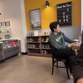 Philz Coffee - Coffee & Tea Near Me - Chicago, Illinois