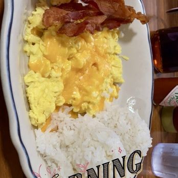 Anna Miller's - Farmer's Breakfast w/ Bacon - Bakeries Near Me - Aiea, Hawaii
