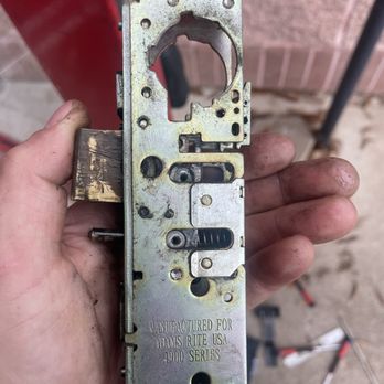 Mister Key - Keys & Locksmiths Near Me