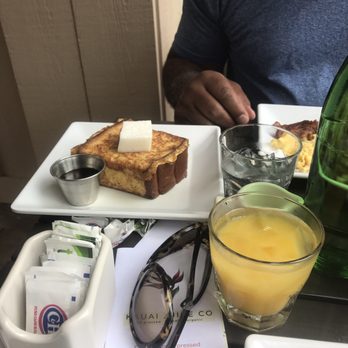 Anuenue Cafe - Cafes Near Me - Koloa, Hawaii