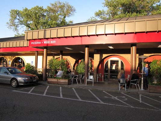 Rosso Pizzeria & Wine Bar by null