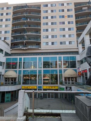 Chinatown Centre by null