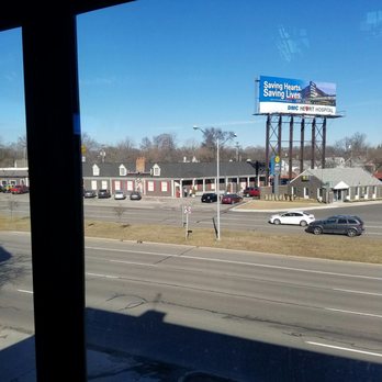 Duggan's Irish Pub - Woodward Avenue on a 60 something degree day...in February?  Is this real? - Irish Pub Near Me - Royal Oak, Michigan