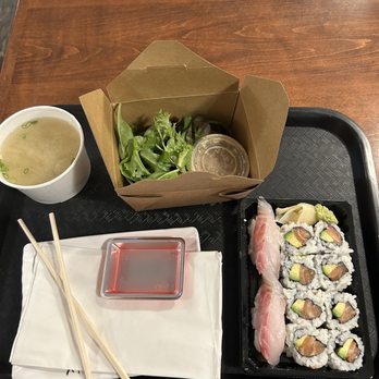 Sushi Nakata Express - Miso, salad, red snapper sushi and Salmon Avocado Roll - Sushi Bars Near Me - La Cañada Flintridge, California Sushi Nakata Express - Miso, salad, red snapper sushi and Salmon Avocado Roll - Sushi Bars Near Me - La Cañada Flintridge, California