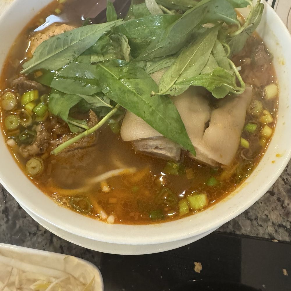 Gạo Vietnamese Kitchen - Bún bò Huế - Vietnamese Near Me - Boston, Massachusetts